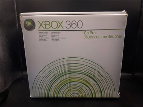 ORIGINAL XBOX 360 CONSOLE - COMPLETE IN BOX - VERY GOOD CONDITION