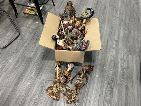 LARGE BOX OF VINTAGE ASIAN HAND CARVED WOOD PUPPETS