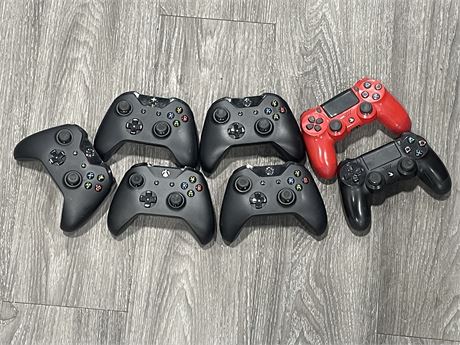5 XBOX ONE CONTROLLERS & 2 PS4 CONTROLLERS