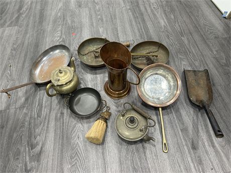 LOT OF VINTAGE BRASS & COPPER - POTS, SCALE + OTHERS