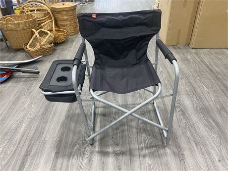 CAMPING CHAIR WITH DRINK HOLDER