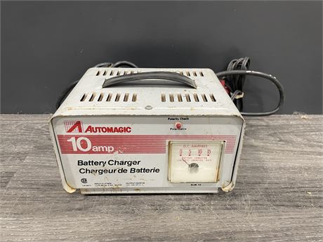 10 AMP BATTERY CHARGER