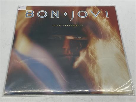 BON JOVI - 7800 DEGREES FAHRENHEIT - VG+