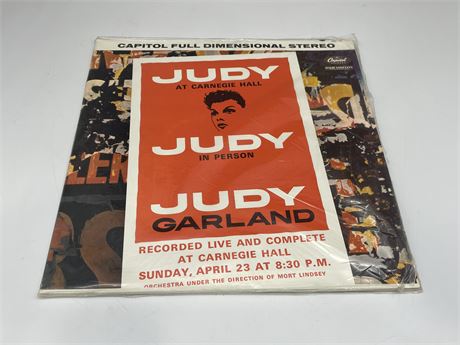 JUDY GARLAND - JUDY AT CARNEGIE HALL - (NM)