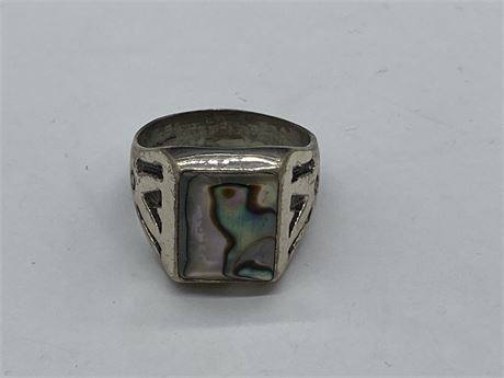 STERLING SHELL INLAY RING - SZ 8.5
