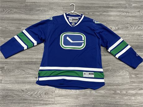 VANCOUVER CANUCKS OFFICIAL LICENSED REEBOK JERSEY SIZE XL