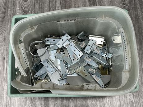 LOT OF HINGES (APPROX 120)