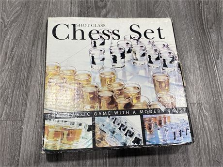 (NEW) CHESS SET DRINKING GAME