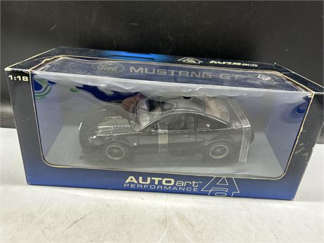AUTO ART PERFORMANCE MUSTANG GT 1:18 SCALE