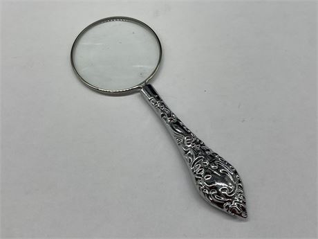 LADIES MAGNIFYING GLASS