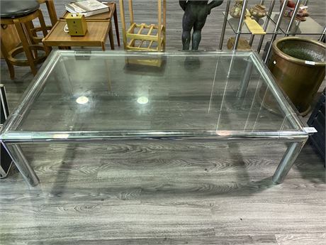 1970s VINTAGE CHROME/GLASS COFFEE TABLE (5ftX3ft)