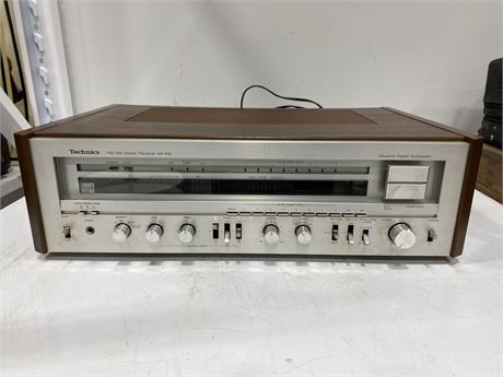 TECHNICS SA - 616 STEREO RECEIVER - WORKS RECENTLY SERVICED