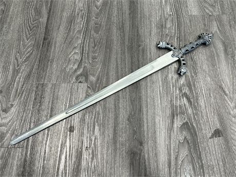METAL DECORATIVE SWORD (30”)