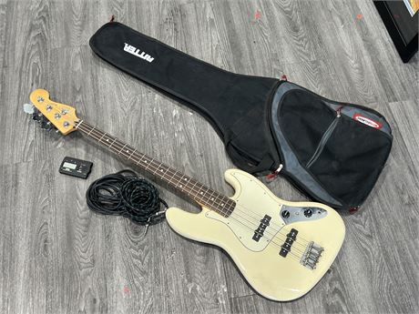 FENDER JAZZ BASS GUITAR MN4128048 COMES W/CHROMATIC TUNER & 2 CORD INPUTS
