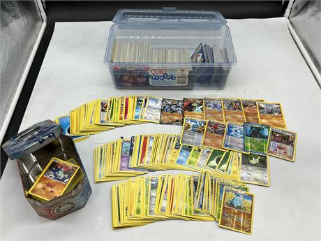 COLLECTION OF POKÉMON CARDS