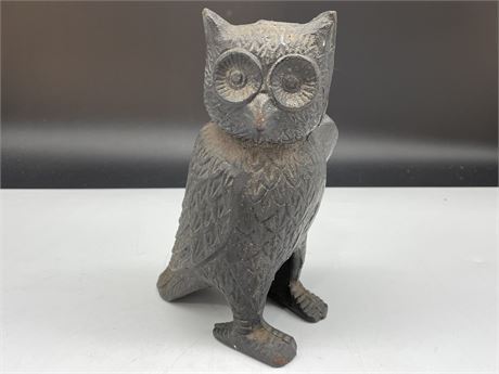 CAST IRON OWL (8.5”)