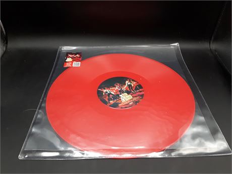 SEALED - THE CLASH - LIMITED EDITION  COLORED VINYL