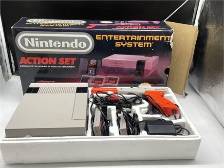 EXCELLENT CONDITION IN BOX NINTENDO ENTERTAINMENT SYSTEM