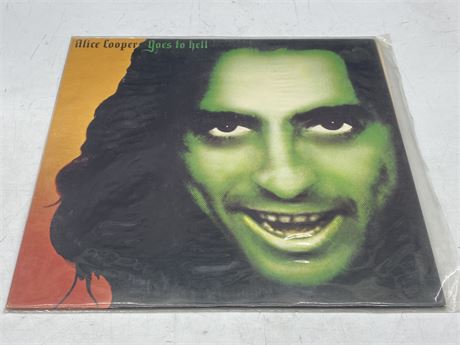 ALICE COOPER - GOES TO HELL - EXCELLENT (E)