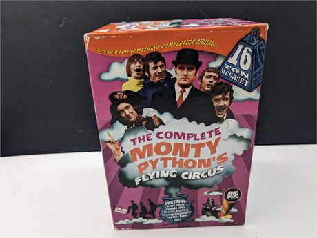 Urban Auctions - COMPLETE MONTY PYTHON FLYING CIRCUS - VERY GOOD
