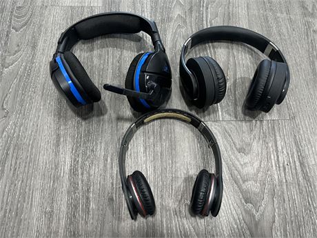 3 PAIRS OF HEADPHONES - UNTESTED, AS IS