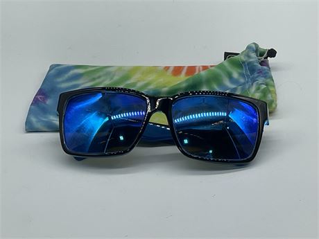 VON ZIPPER “ELMORE” SUNGLASSES WITH LIMITED EDITION SLEEVE