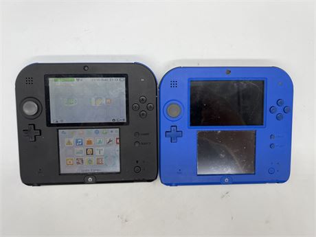 2 NINTENDO 2DS HANDHELDS - NO CHARGERS / 1 WORKS, 1 UNTESTED