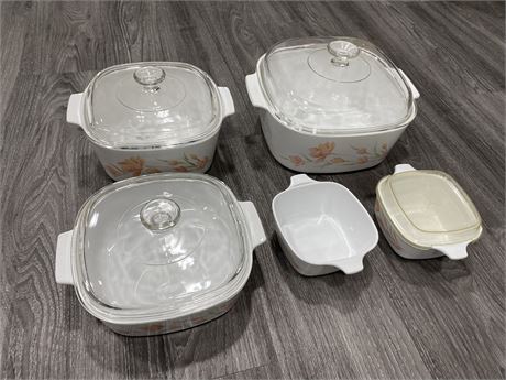 5 CORNING WARE DISHES - 3 WITH GLASS LIDS