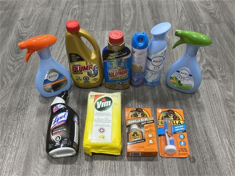 LOT OF 10 NEW HOUSEHOLD CLEANING ITEMS