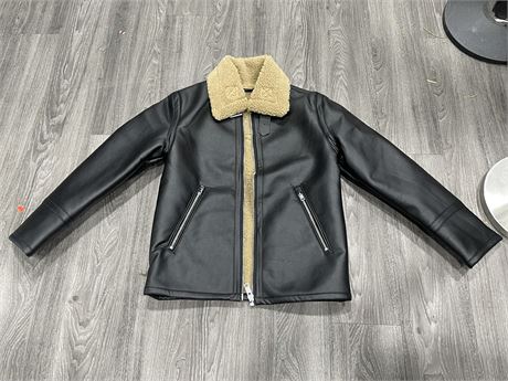 (NEW WITH TAGS) H&M VEGAN LEATHER ZIP UP JACKET SIZE S