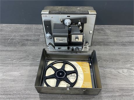 VINTAGE BELL & HOWELL 8MM PROJECTOR