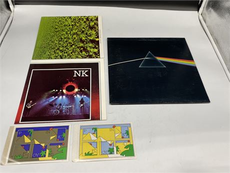 PINK FLOYD - DARK SIDE OF THE MOON (Includes posters, etc) - EXCELLENT (E)