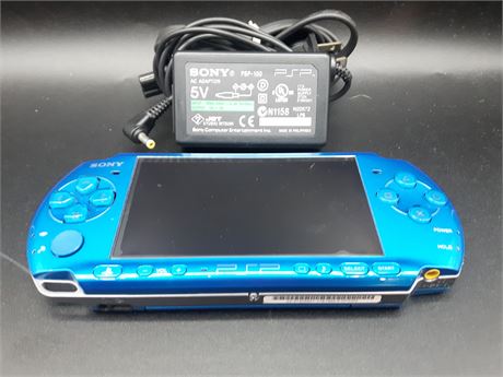 LIMITED EDITION - EXCELLENT CONDITION - JAPANESE BLUE PSP 3000 CONSOLE