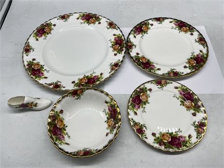OLD COUNTRY ROSES - ROYAL ALBERT 3 PLATES/BOWL AND SHOE