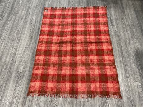 100% MOHAIR BLANKET (MADE IN SCOTLAND) 49”x60”