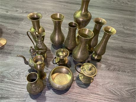 LOT OF HANDCARVED HOME DECOR