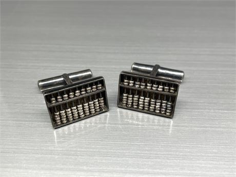 VINTAGE UNIQUE STERLING ABACUS THEMED CUFF LINKS
