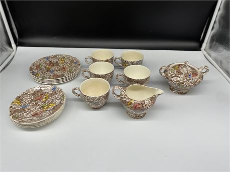 17PCS OF ROSALIE EMPIRE CHINA - MADE IN ENGLAND