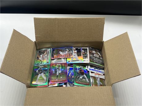 600+ BASEBALL CARDS (Includes stars, rookies, inserts)