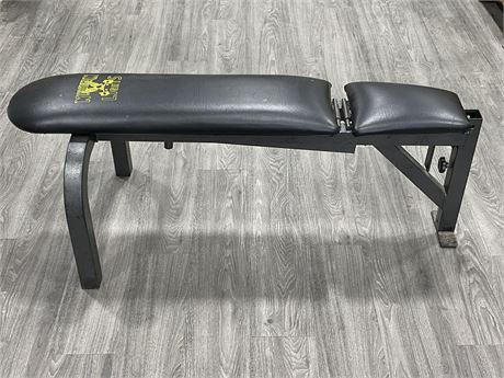 NORTHERN LIGHTS INCLINE/FLAT BENCH - MISSING PIN AS IS (52”X19”)