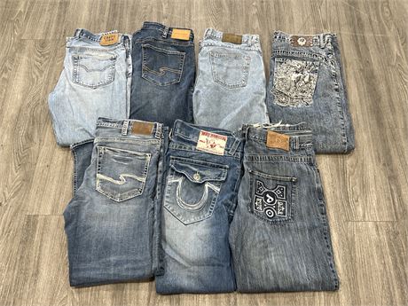 7 PAIRS OF MENS JEANS - SOME VINTAGE / Y2K - MOSTLY LARGER SIZES