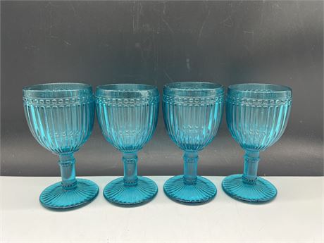 4 THICK BLUE GLASS GOBLET STYLE GLASSES -