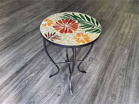 WROUGHT IRON SIDE TABLE/STAND