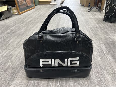 VINTAGE LEATHER PING CARRY BAG 18” WIDE
