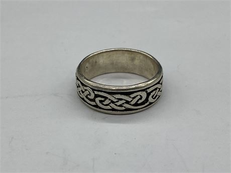 STERLING NORDIC STYLE RING - SIZE 11