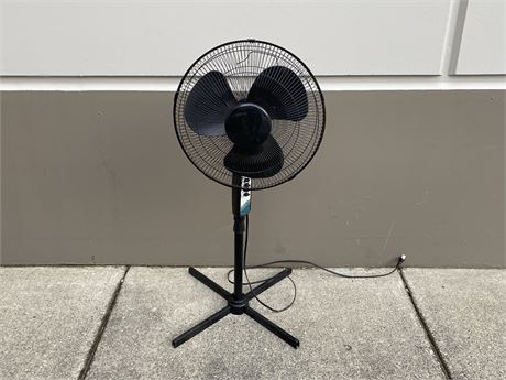 STAND UP FAN (Working)