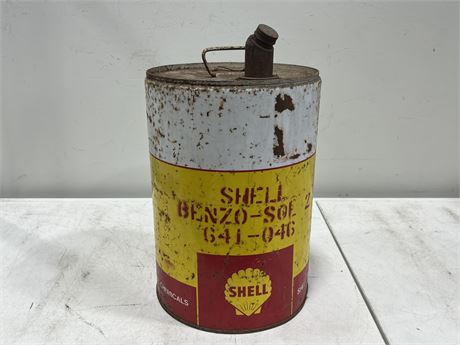 VINTAGE SHELL GAS CAN (19” tall)