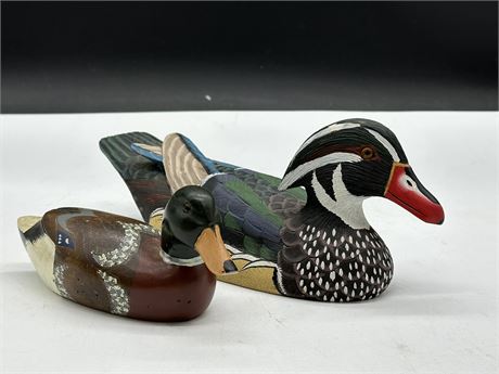 PACIFIC RIM CARVERS HAND CARVED & PAINTED DUCK DECOY (9.5”X3.5”) W/OTHER DUCK