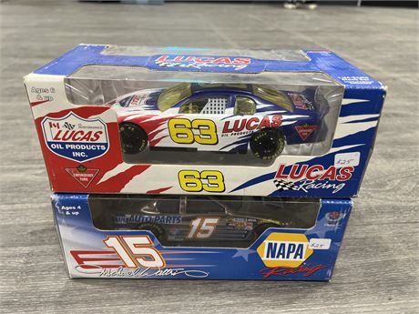2 OLD STOCK 1/24 SCALE DIECAST RACE CARS