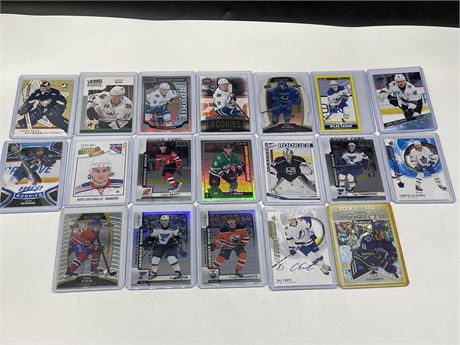 19 NHL ROOKIE CARDS